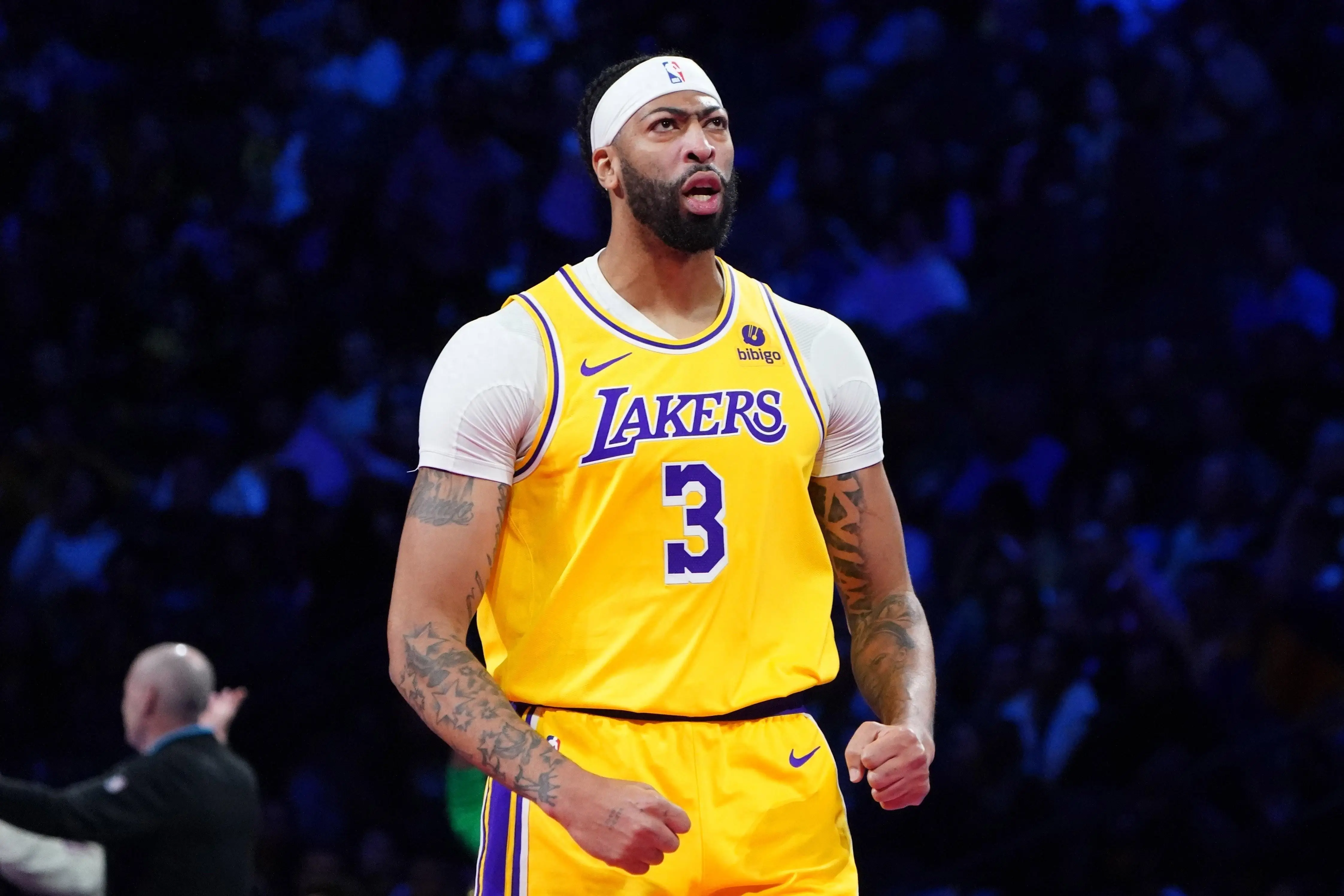 Yabo Sports-切尔西不断突破！，浓眉哥连续十二场比赛得分超过持续失利全场沸腾不已-Yabo Sports