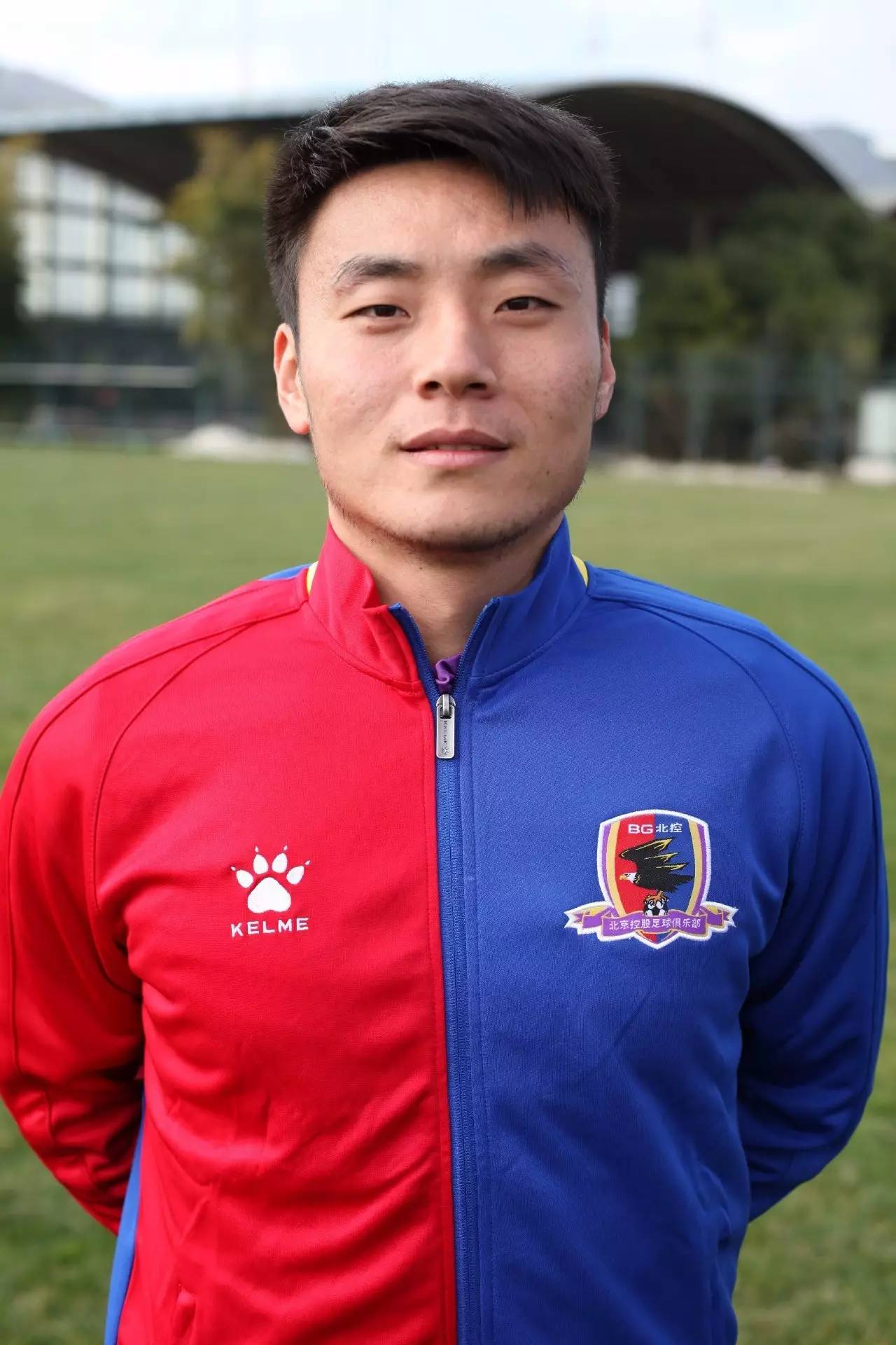 亚博体育官网-赛地聚焦：中超赛后热度飙升，塞维利亚队长鼓劲，质疑声仍在，训练强度明显提升-亚博体育官网